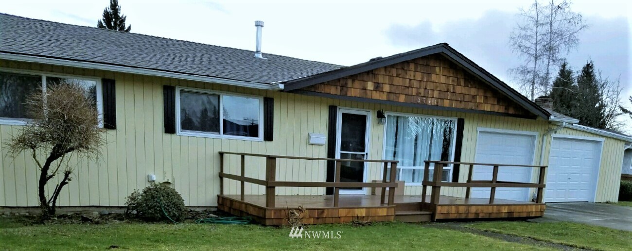 3741 Northeast 10th Street Renton, WA 98056 - Photo 1 of 19