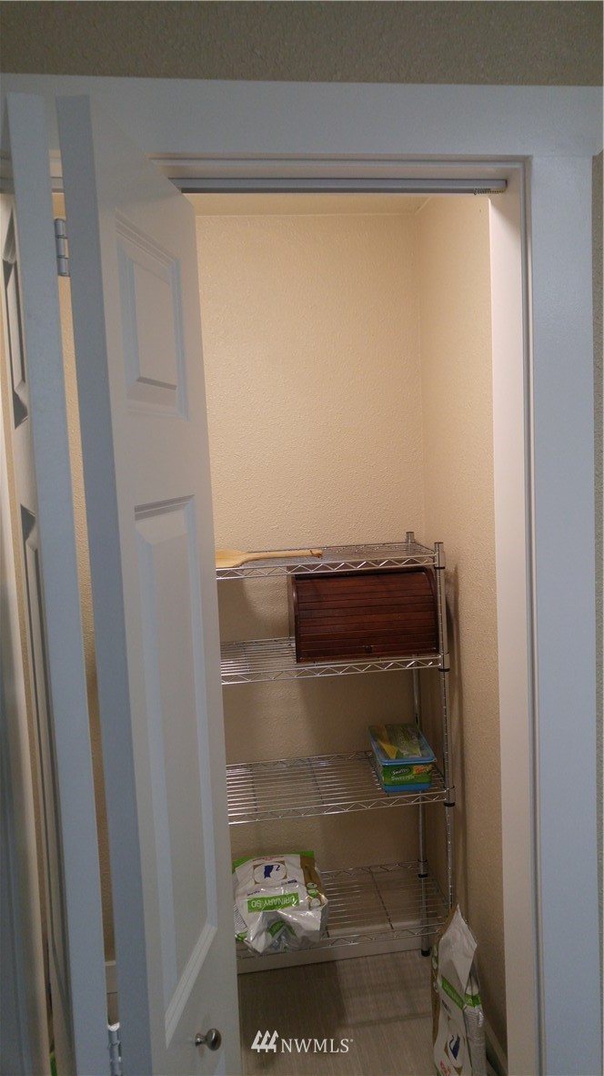 3741 Northeast 10th Street Renton, WA 98056 - Photo 17 of 19