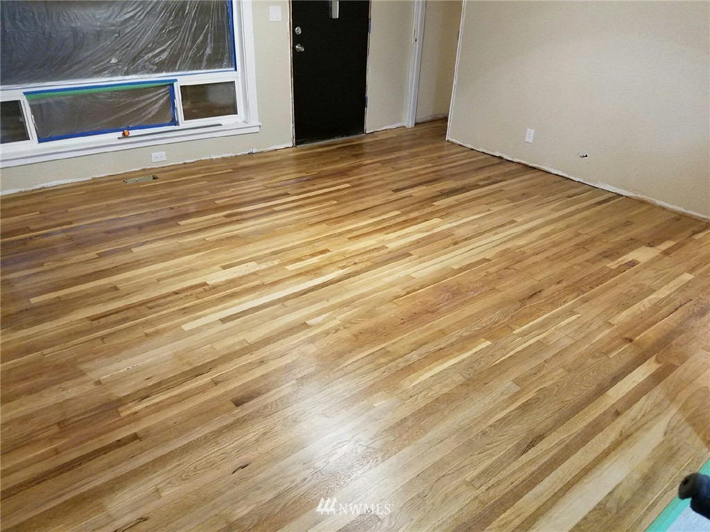 3741 Northeast 10th Street Renton, WA 98056 - Photo 18 of 19