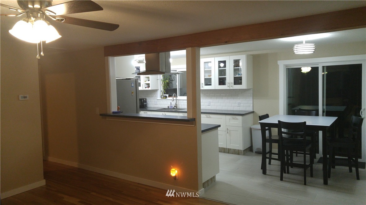 3741 Northeast 10th Street Renton, WA 98056 - Photo 6 of 19