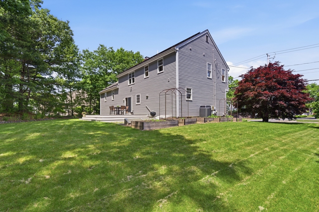 81 Parish Road Needham, MA 02494 - Photo 33 of 34