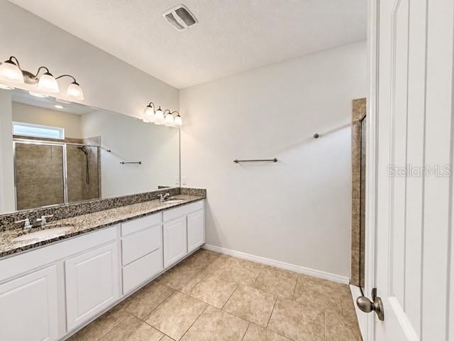 1437 Tawny Ridge Road Kissimmee, FL 34744 - Photo 8 of 17 Gallery Image 8