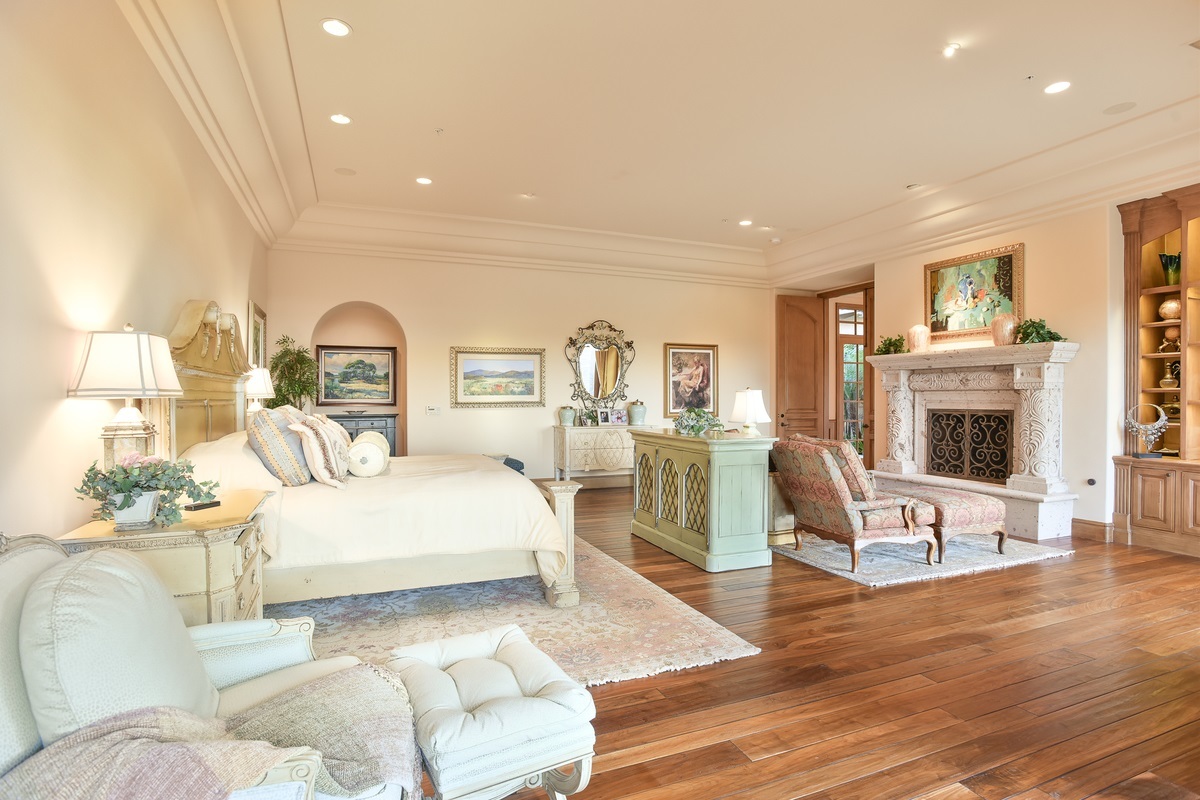 5248 La Crescenta Road Rancho Santa Fe, CA 92067 - Photo 12 of 25