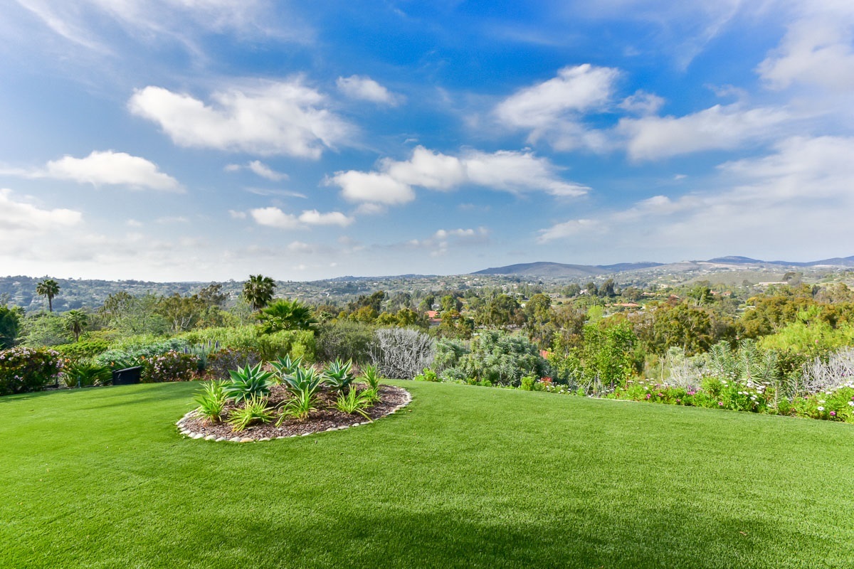 5248 La Crescenta Road Rancho Santa Fe, CA 92067 - Photo 23 of 25