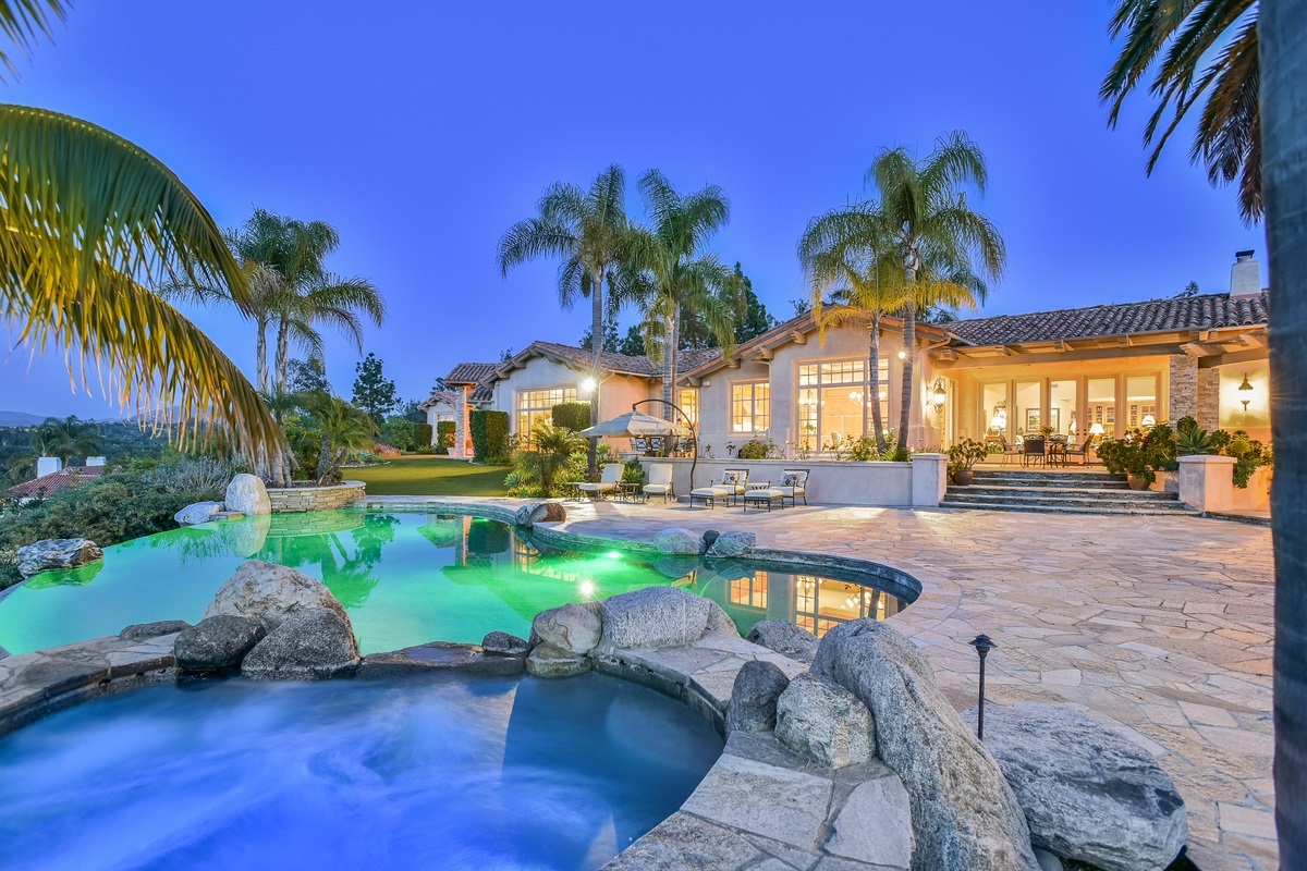 5248 La Crescenta Road Rancho Santa Fe, CA 92067 - Photo 9 of 25