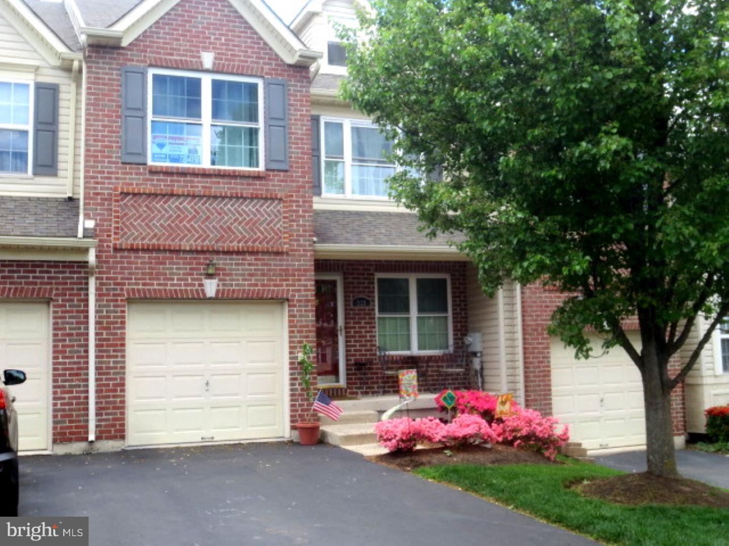 328 Manor Road Harleysville, PA 19438 - Photo 1 of 25 Gallery Image 1