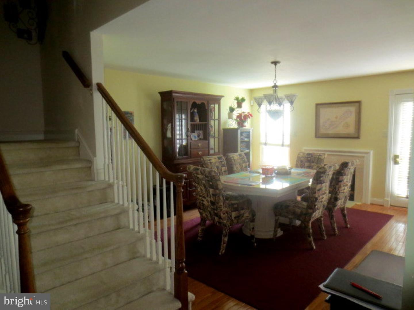 328 Manor Road Harleysville, PA 19438 - Photo 4 of 25 Gallery Image 4