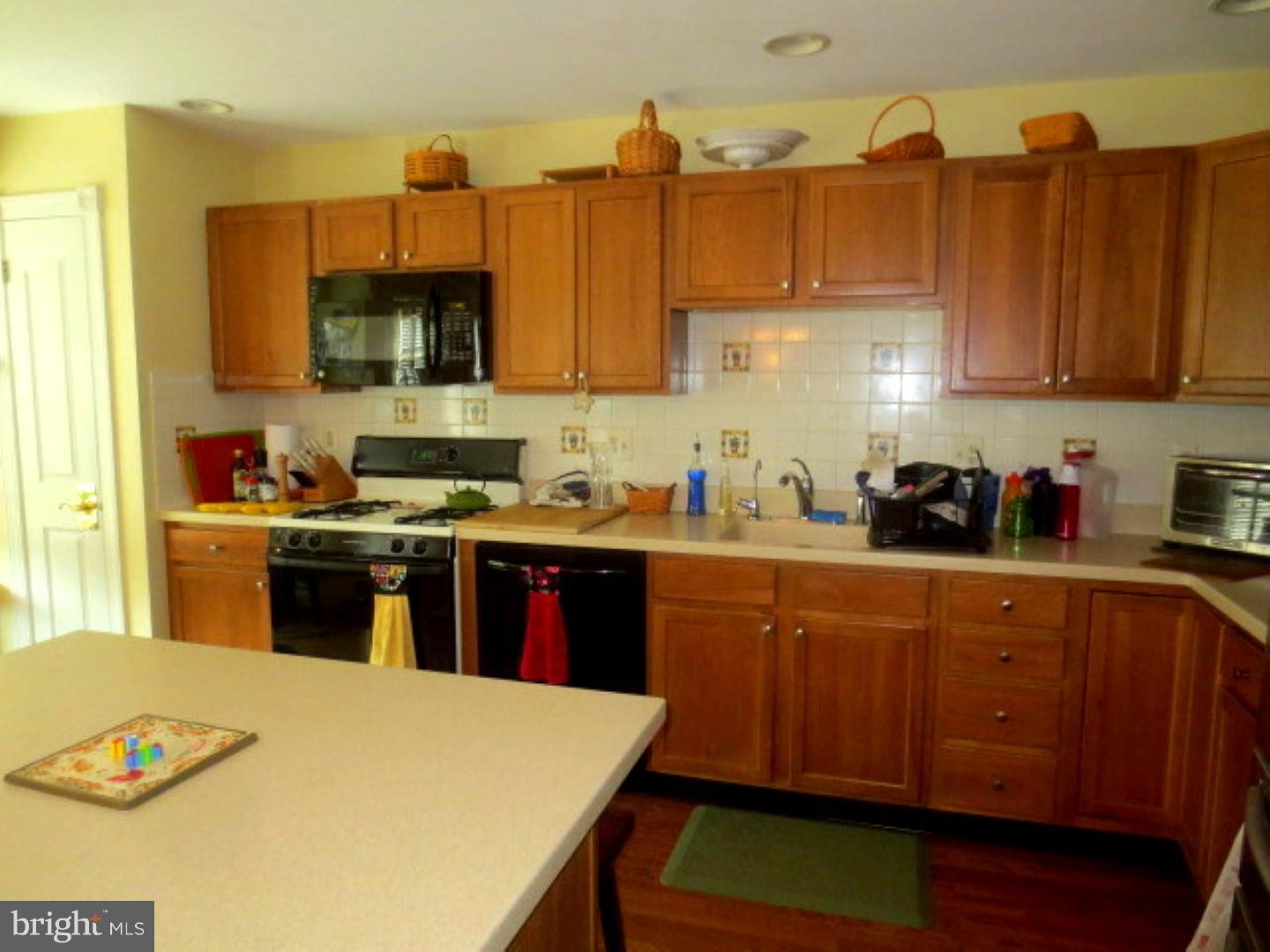 328 Manor Road Harleysville, PA 19438 - Photo 7 of 25 Gallery Image 7