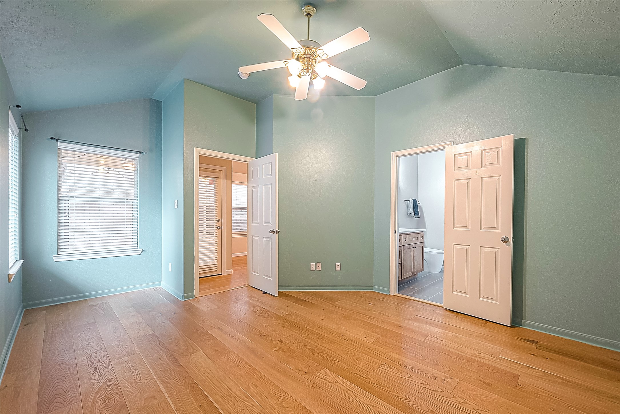 2910 Crescent Bend Road Spring, TX 77388 - Photo 18 of 30 a view of an empty room with a window