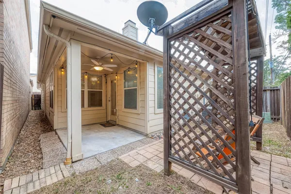 $1,795 | 2910 Crescent Bend Road, Spring, TX 77388