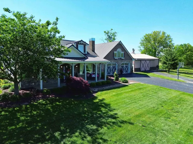 $499,000 | 7522 West County Road 575 South, French Lick, IN 47432