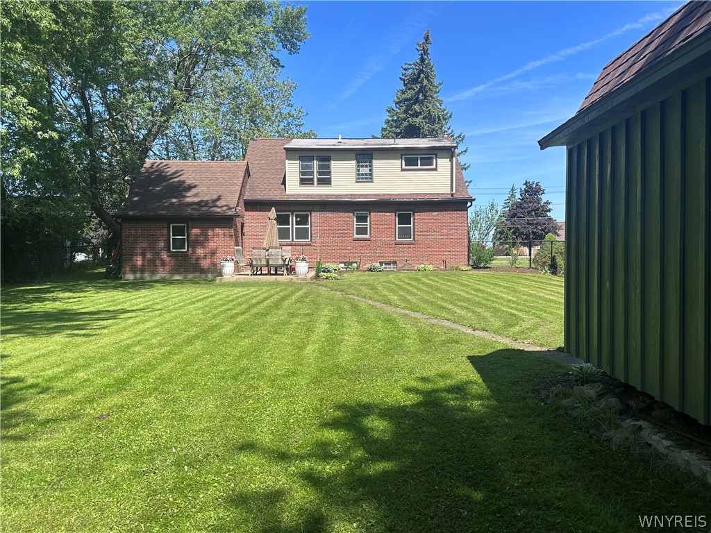 2255 Berg Road West Seneca, NY 14224 - Photo 5 of 41