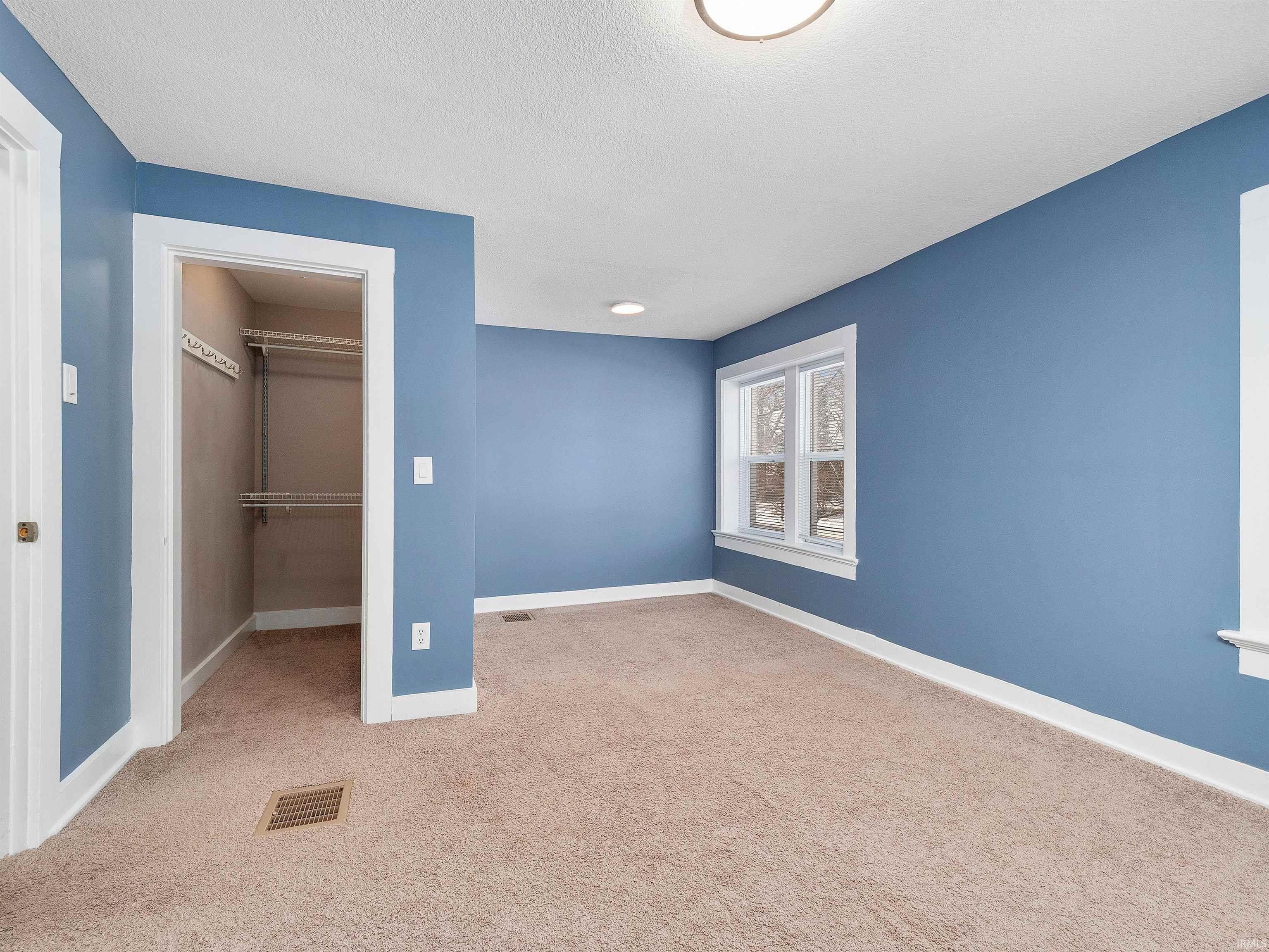 2713 Fairfield Avenue Fort Wayne, IN 46807 - Photo 26 of 31