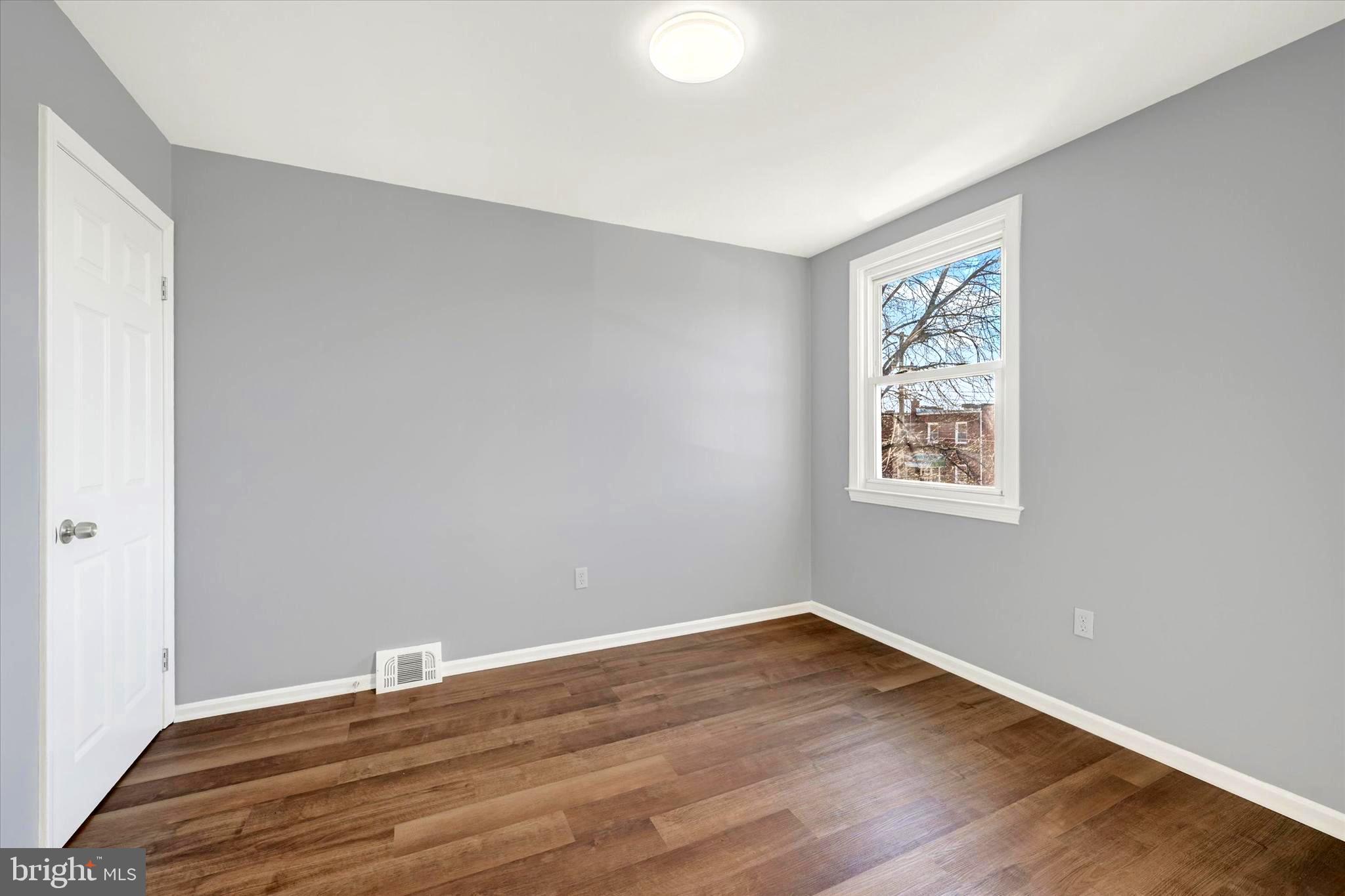 8137 Park Haven Road Baltimore, MD 21222 - Photo 9 of 15