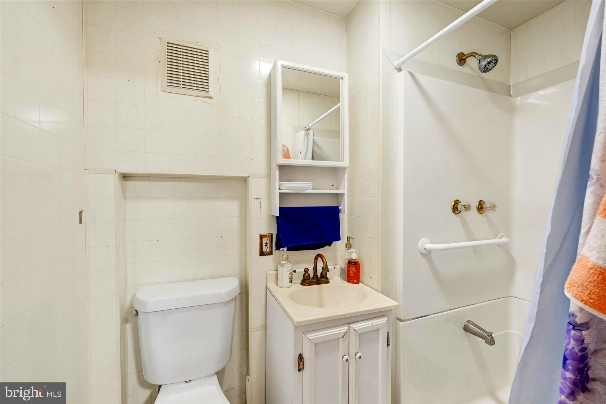 8137 Park Haven Road Baltimore, MD 21222 - Photo 10 of 15