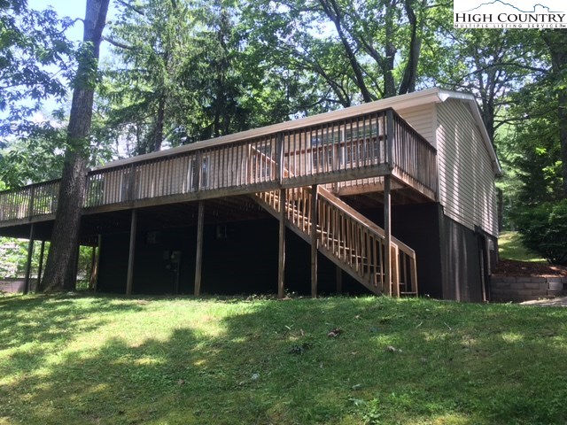 220 Snowy Oak Road Boone, NC 28607 - Photo 7 of 23 Gallery Image 7
