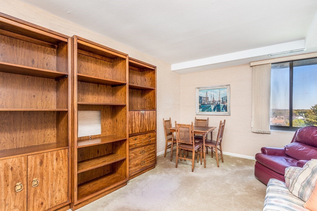 402 Paradise Road, Unit 3S Swampscott, MA 01907 - Photo 18 of 32
