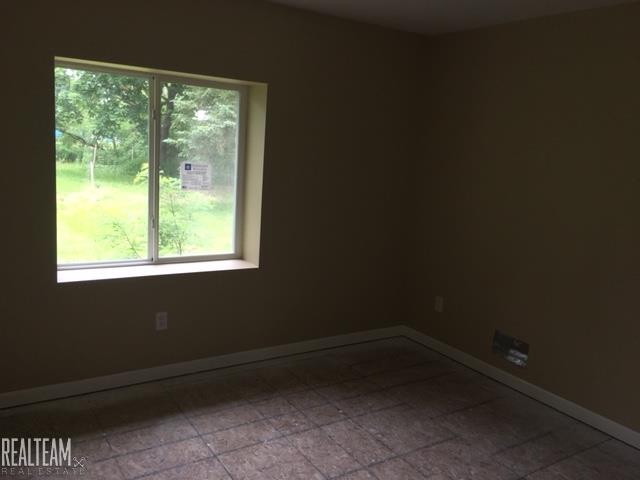 18415 31 Mile Road Ray, MI 48096 - Photo 10 of 29 Gallery Image 10