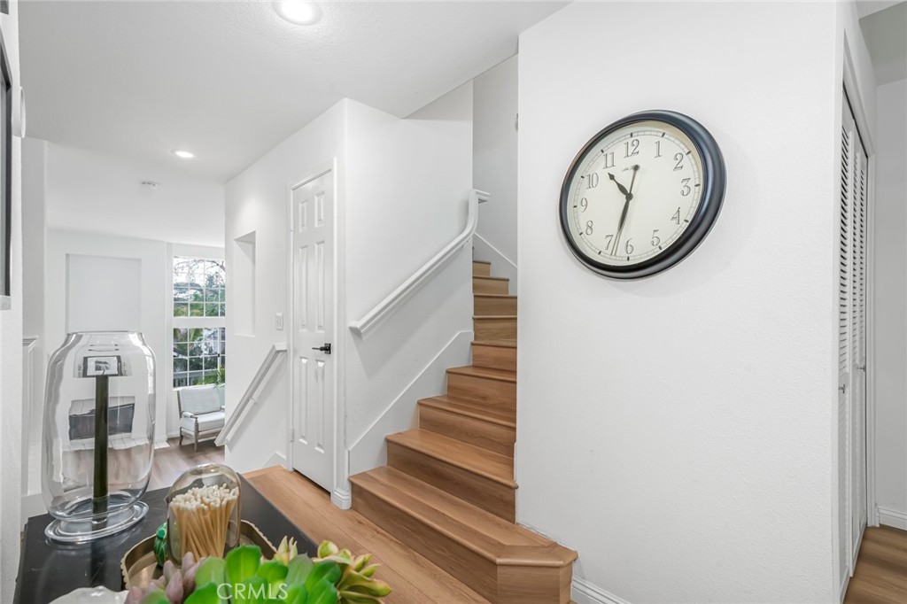 33144 Ocean Ridge Dana Point, CA 92629 - Photo 13 of 45 a view of a entryway with wooden floor