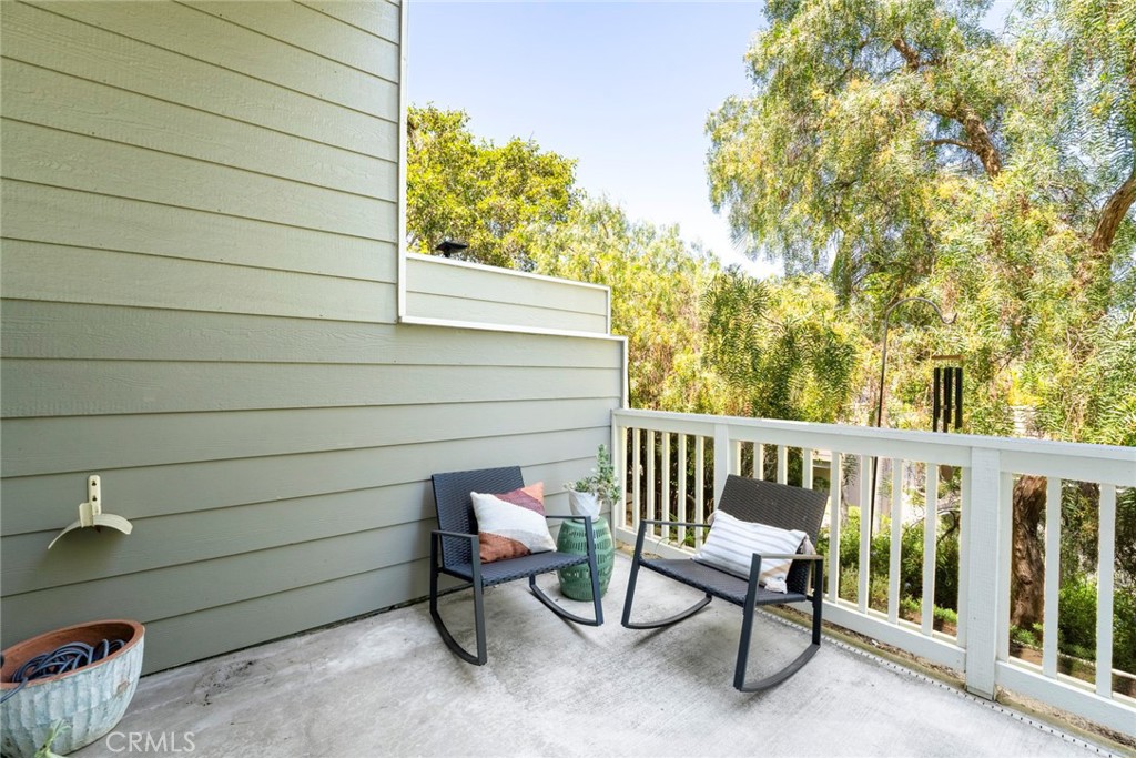 33144 Ocean Ridge Dana Point, CA 92629 - Photo 23 of 45 a view of a bench in the roof deck