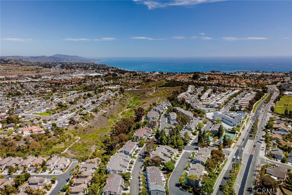 33144 Ocean Ridge Dana Point, CA 92629 - Photo 37 of 45 an aerial view of multiple house