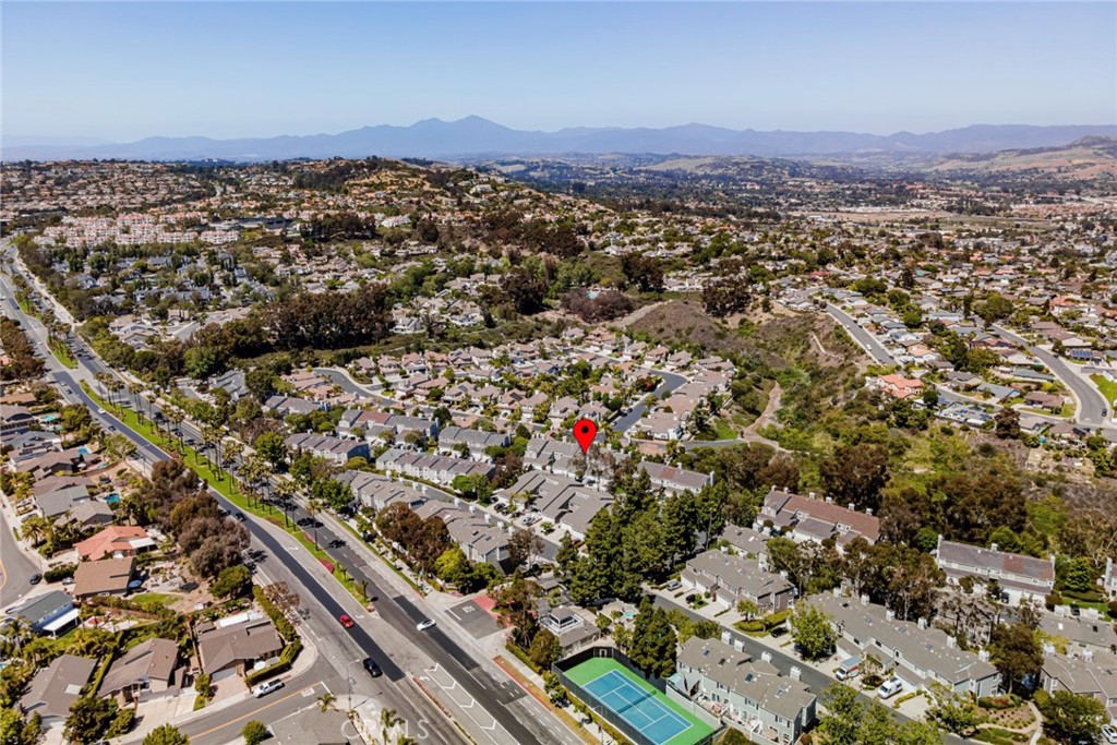 33144 Ocean Ridge Dana Point, CA 92629 - Photo 39 of 45 an aerial view of multiple house