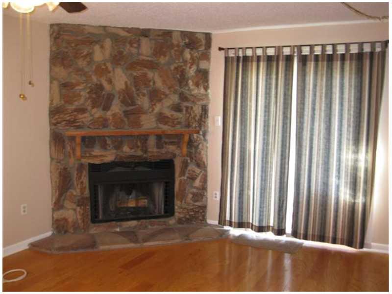 726 Village Road, Unit A Kenner, LA 70065 - Photo 4 of 16 Gallery Image 4