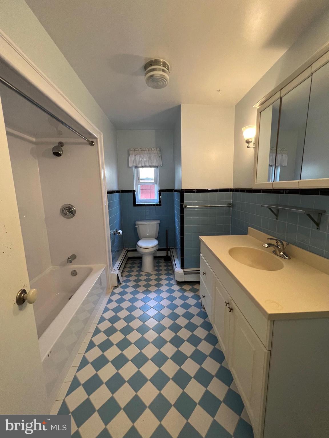 8632 Sandy Plains Road Baltimore, MD 21222 - Photo 8 of 13