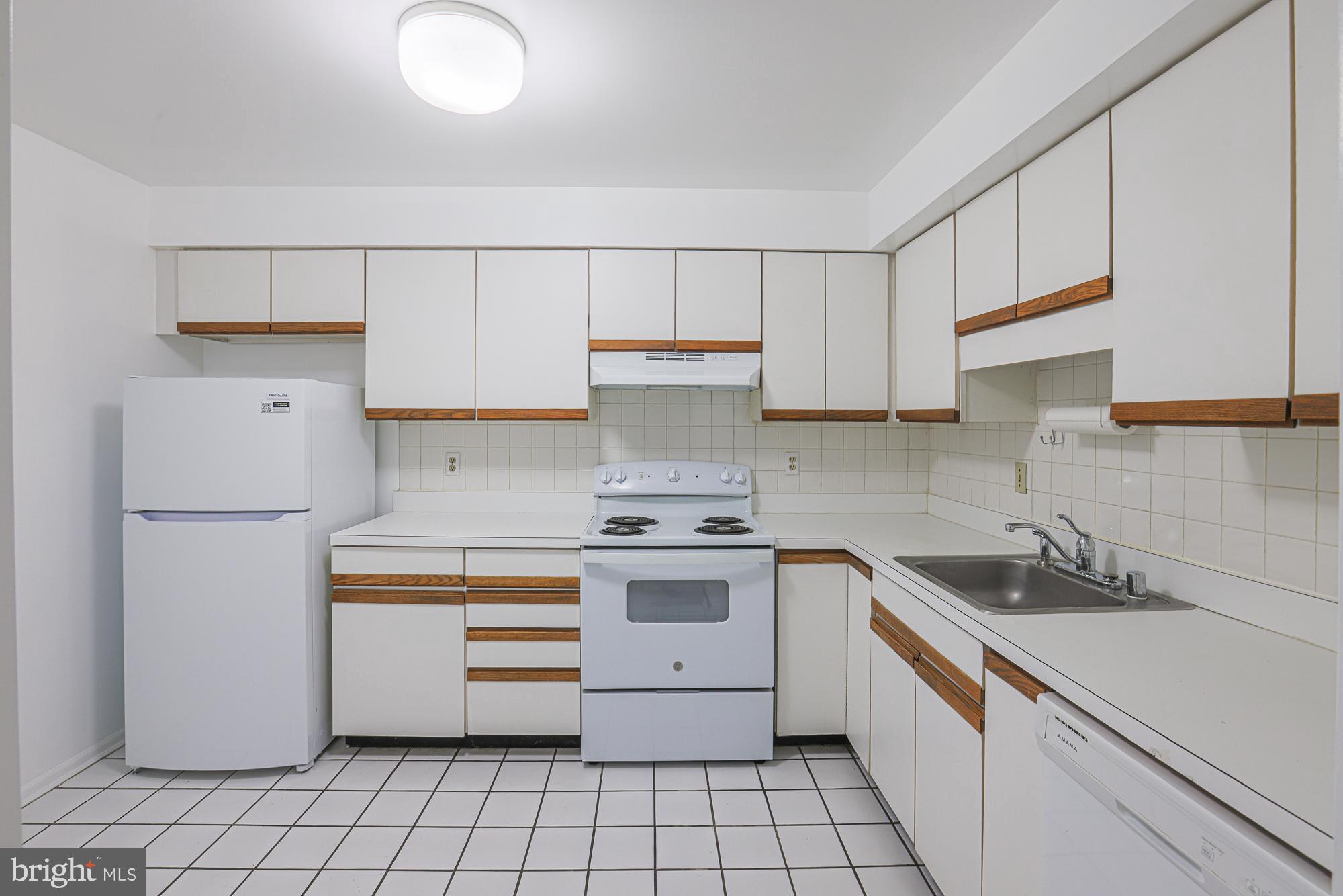 2903 Fallstaff Road, Unit 501 Baltimore, MD 21209 - Photo 11 of 29