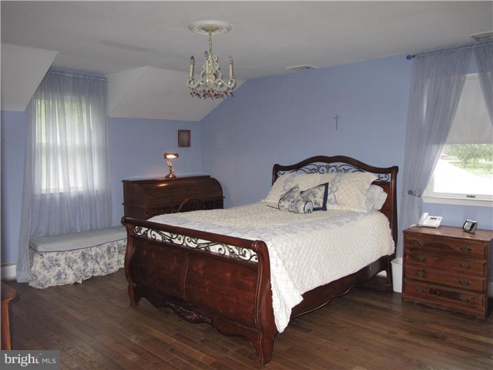 4729 Yates Road Bensalem, PA 19020 - Photo 14 of 24 Master Bedroom