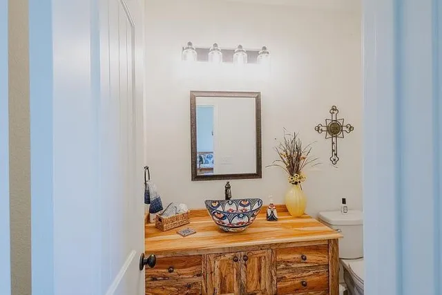 $875,000 | 156 Three Creeks Drive, Burnet, TX 78611