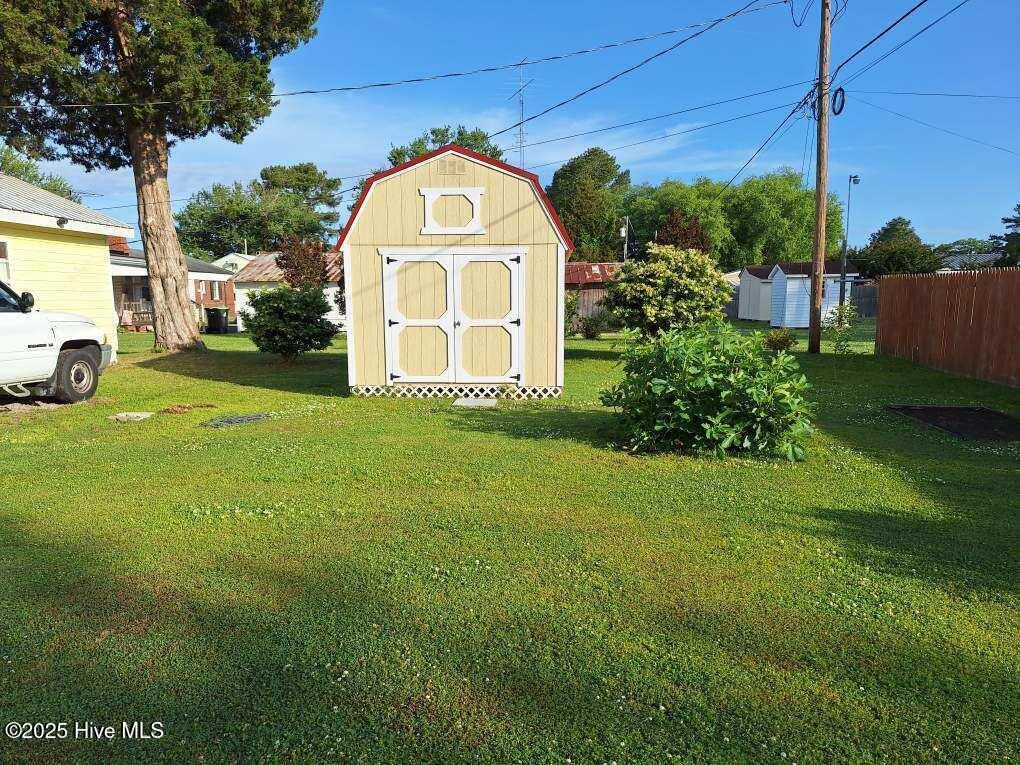 206 North McCaskey Road Williamston, NC 27892 - Photo 22 of 26 Storage 2