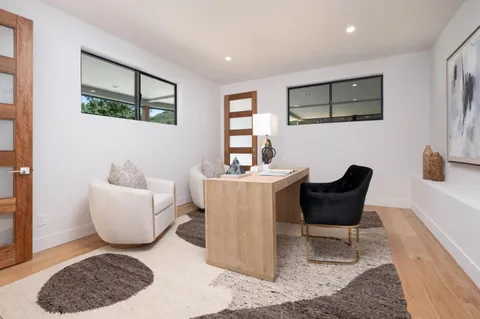 $3,298,000 | 124 Foxwood Road, Portola Valley, CA 94028