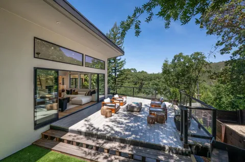 $3,298,000 | 124 Foxwood Road, Portola Valley, CA 94028
