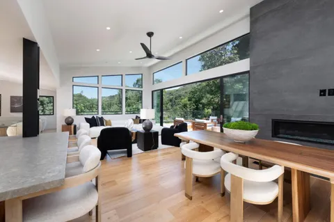 $3,298,000 | 124 Foxwood Road, Portola Valley, CA 94028