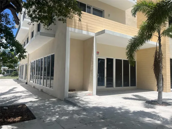 $35 | 1105 Southwest 70th Avenue, Unit 102, Miami, FL 33144