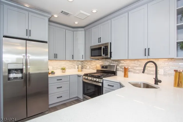 $565,900 | 301 Fischer Court, Unit 301, Denville, NJ 07834