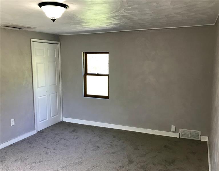 118 Tilford Road Pittsburgh, PA 15235 - Photo 13 of 23 Gallery Image 13