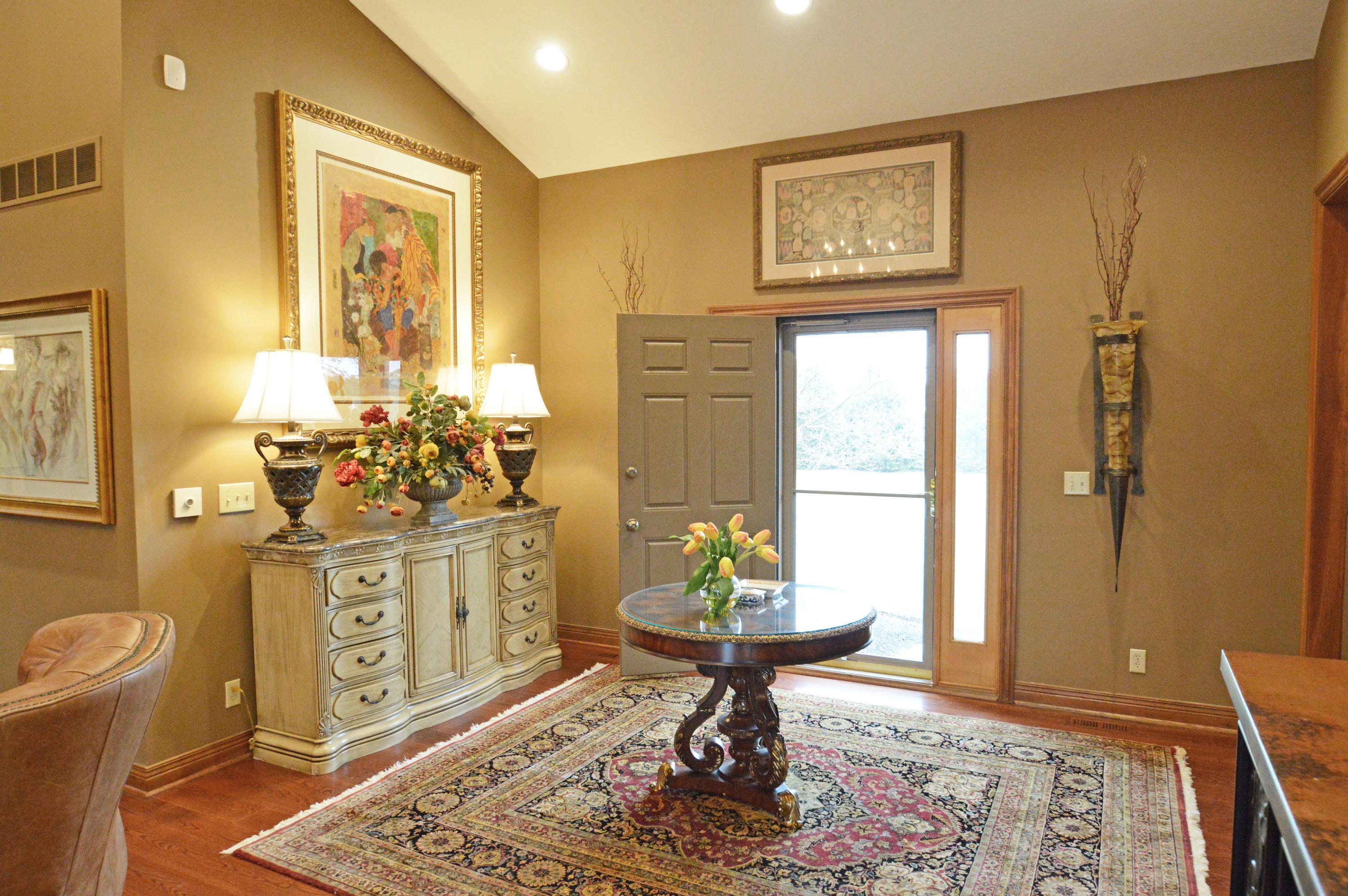 4267 Clark-Shaw Road Powell, OH 43065 - Photo 6 of 97 Gallery Image 6