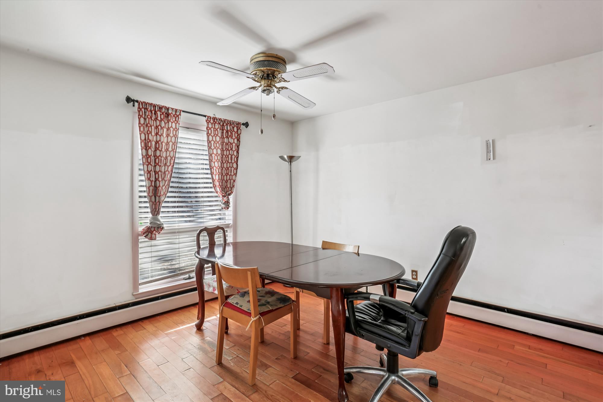 22820 Shiloh Church Road Boyds, MD 20841 - Photo 25 of 42 Bright and airy dining space with natural light.