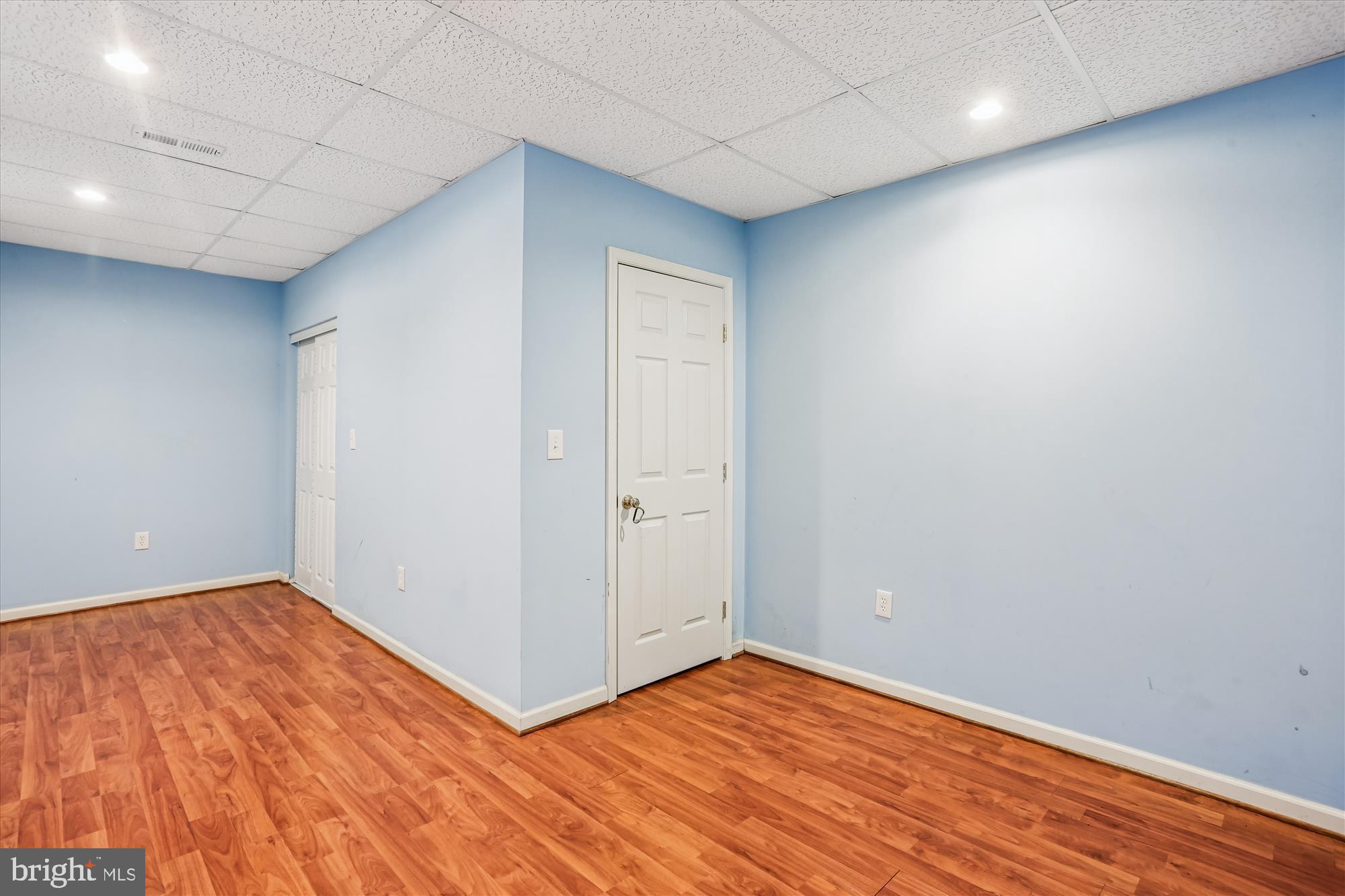 22820 Shiloh Church Road Boyds, MD 20841 - Photo 36 of 42 Bright, versatile space with warm wood floors.