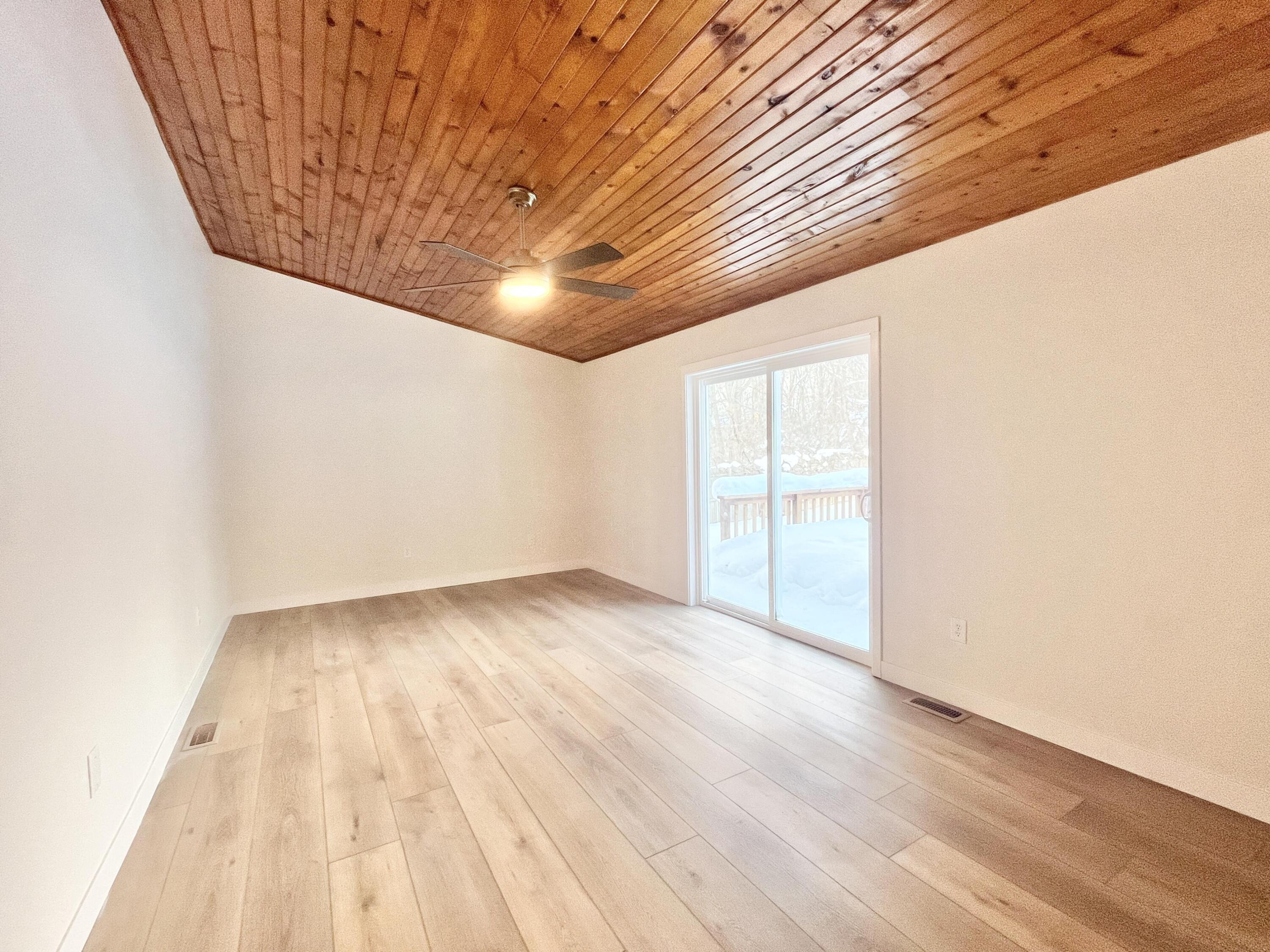 1705 North Philip Road Niles, MI 49120 - Photo 5 of 40 beyc69a0e944535d4