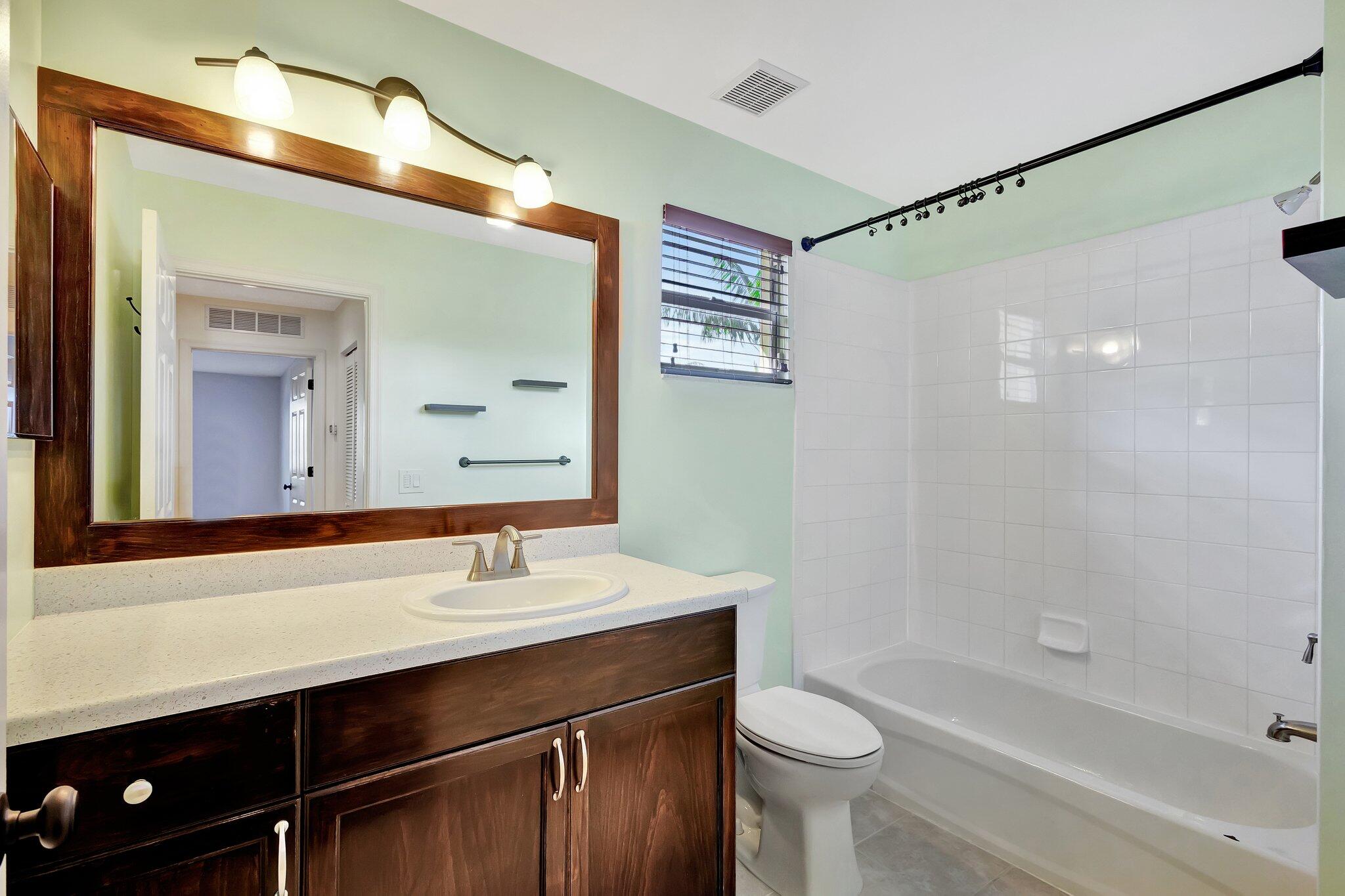 756 Imperial Lake Road West Palm Beach, FL 33413 - Photo 21 of 30 2ND FULL BATH
