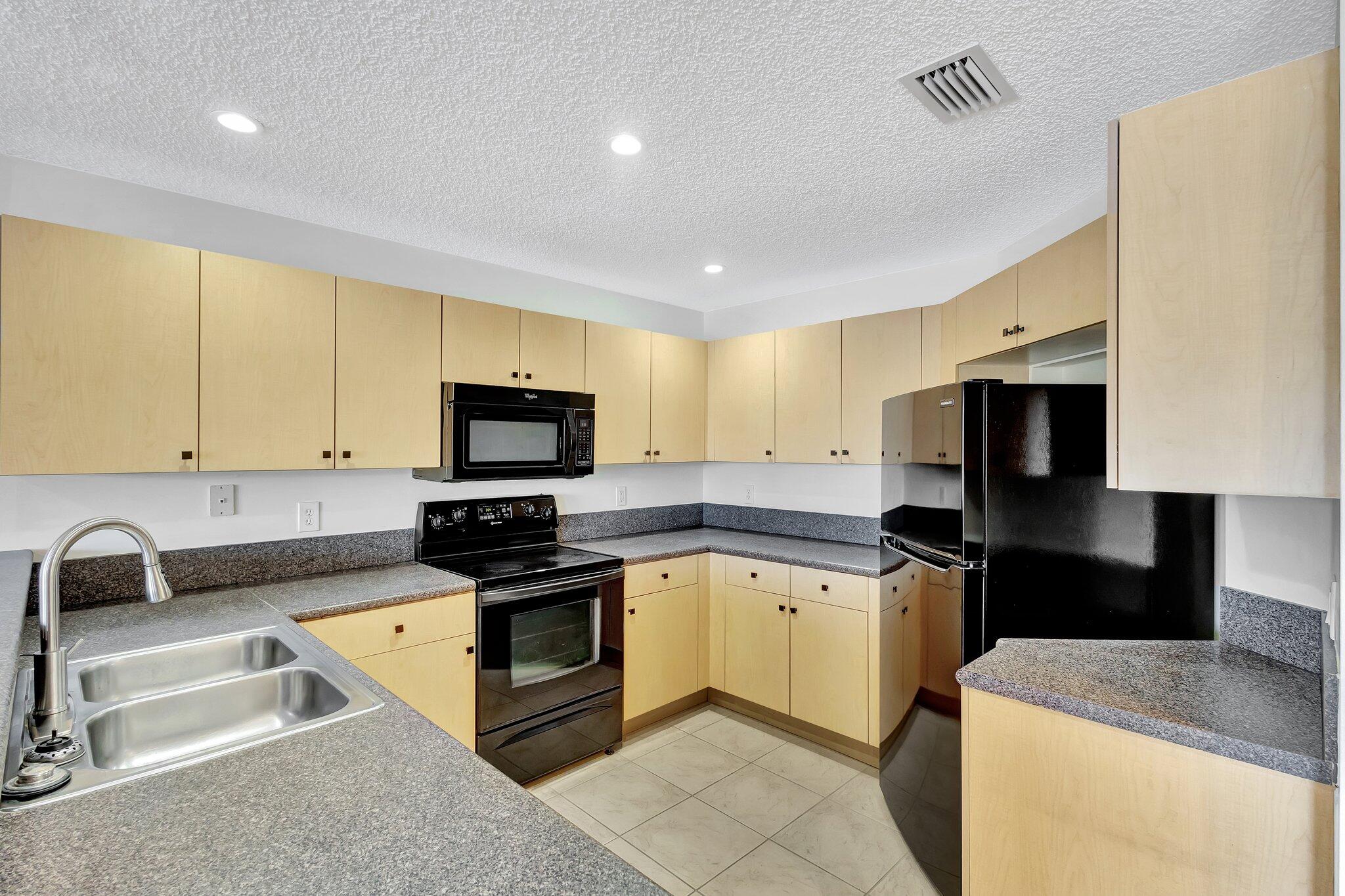 756 Imperial Lake Road West Palm Beach, FL 33413 - Photo 8 of 30 KITCHEN