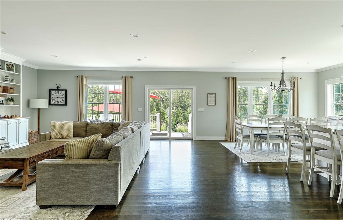 1 West Farm Road Smithfield, RI 02917 - Photo 10 of 50 Living and dining area