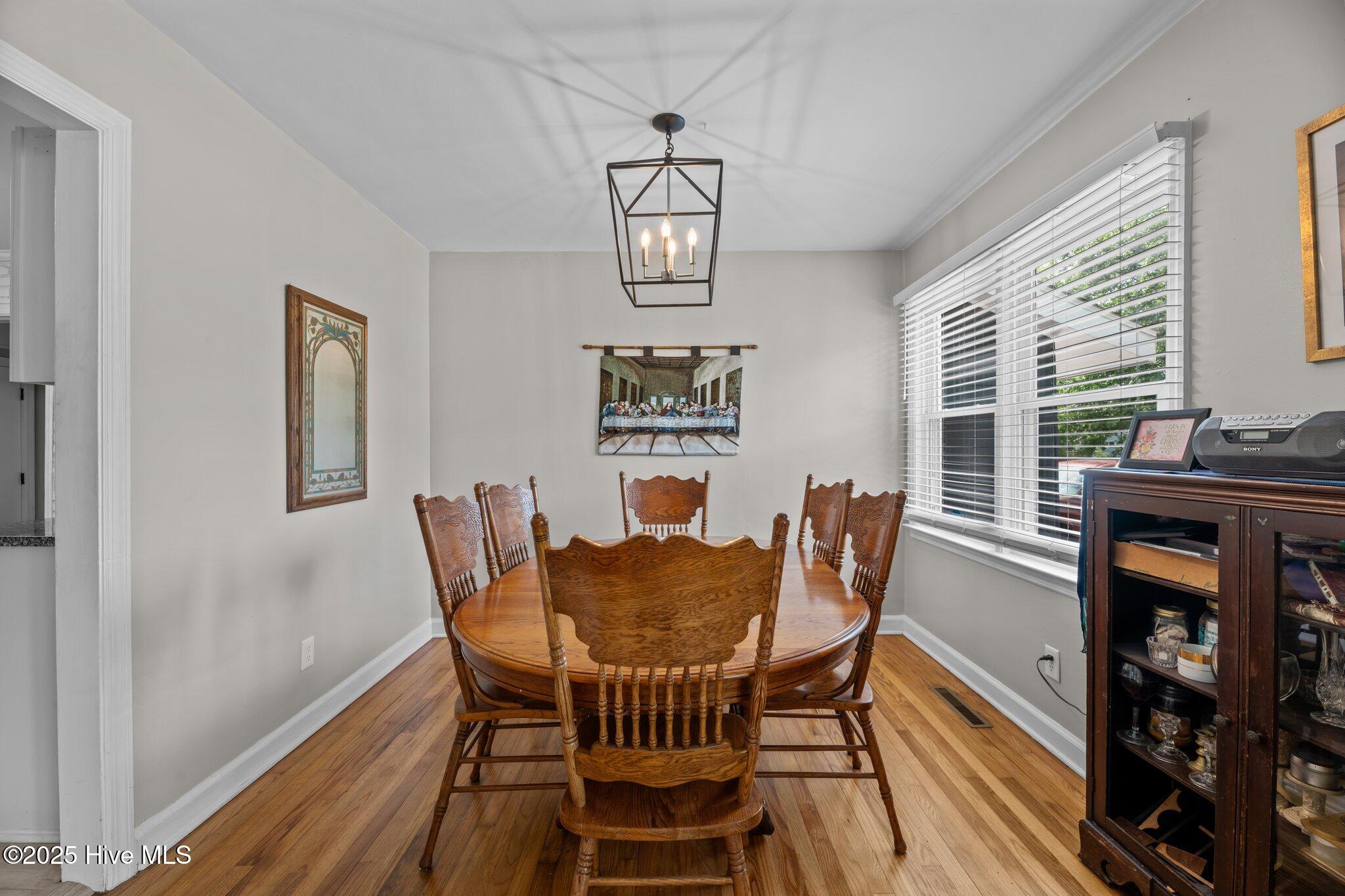 219 Bryan Street Havelock, NC 28532 - Photo 14 of 39 Dining room