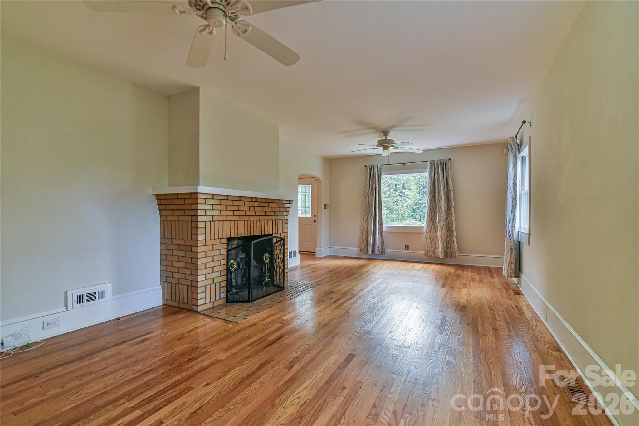 64 Arthur Road Asheville, NC 28806 - Photo 4 of 44 Gallery Image 4