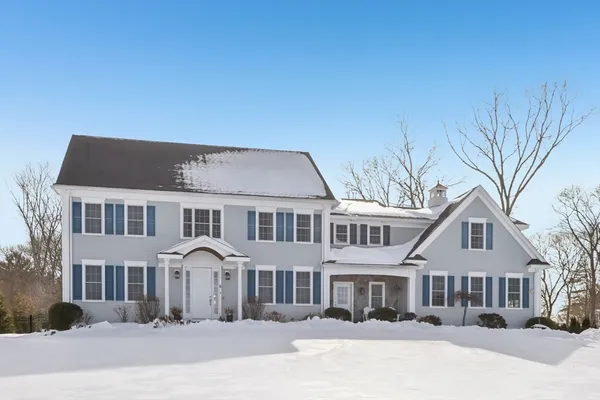 $1,899,900 | 8 Spring Hill Farm Road, Wenham, MA 01984
