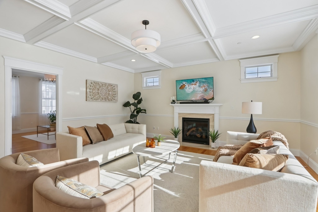 8 Spring Hill Farm Road Wenham, MA 01984 - Photo 7 of 38