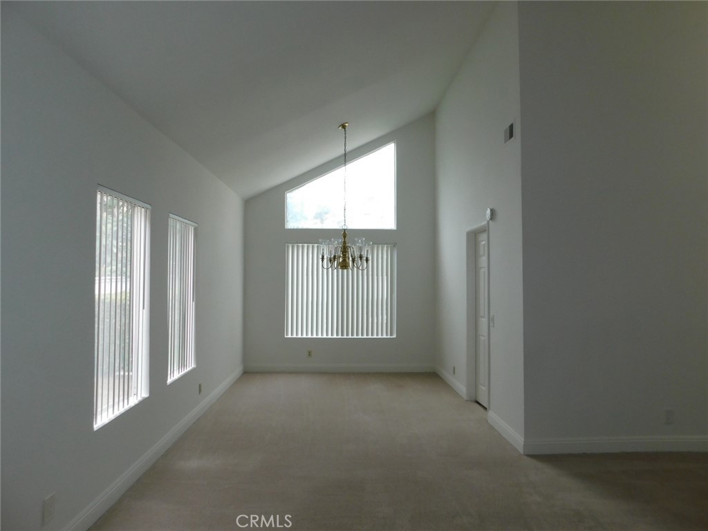 9 Corriente Irvine, CA 92614 - Photo 4 of 29